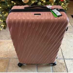 Tumi 19° extended trip expandable four-wheel packing suitcase NWT